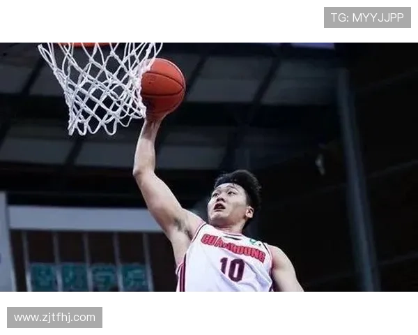 深圳乒乓球队以91分稳居精英赛积分榜首位展现强劲实力