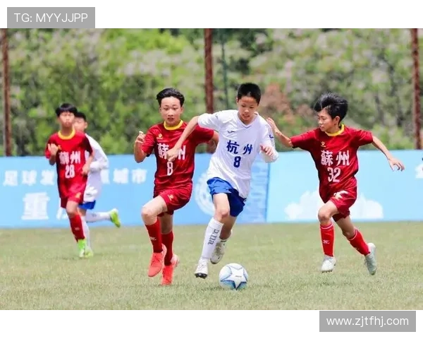 杭州足球队以66分稳居总决赛积分榜首位争夺冠军形势明朗